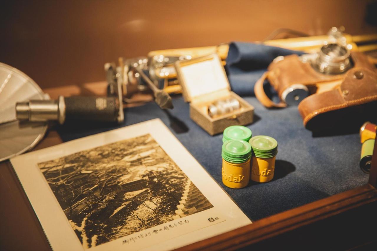 Arima Onsen Tocen Goshobo Hotel Кобе Екстериор снимка A photograph of the 1910s showing the first use of the radiometer in the laboratory of the Nobel Prize winner Pierre Curie.