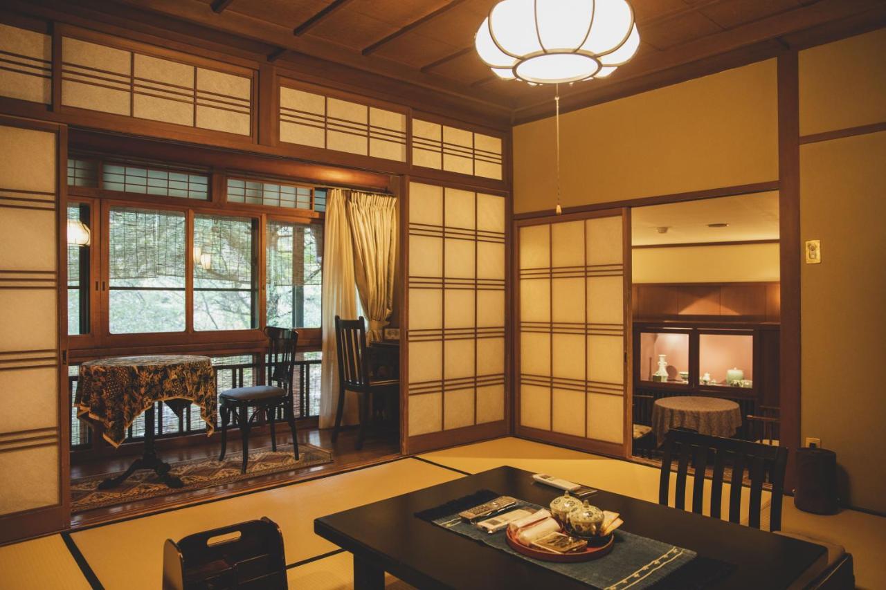 Arima Onsen Tocen Goshobo Hotel Кобе Екстериор снимка A traditional Japanese room